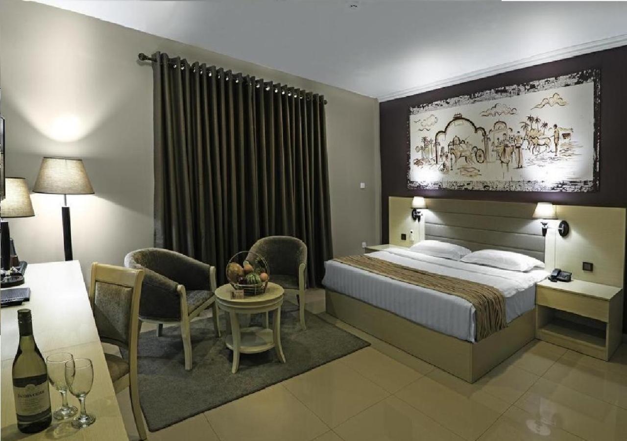Tilko City Hotel Jaffna Eksteriør bilde