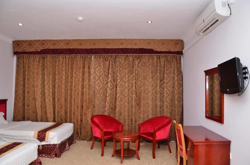 Tilko City Hotel Jaffna Eksteriør bilde